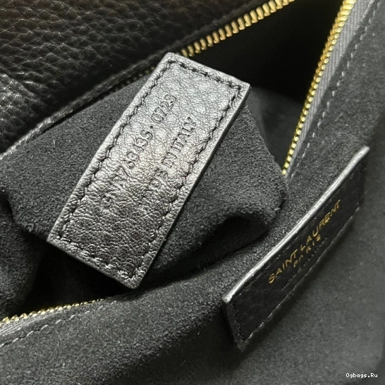YSL LE 7 À 5 BEA 0723